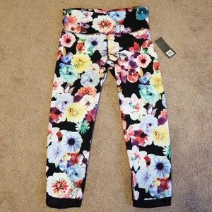 Old Navy Workout Crop Leggings